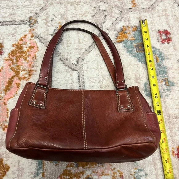 Vintage Fossil Leather Shoulder Bag - Picture 3 of 10